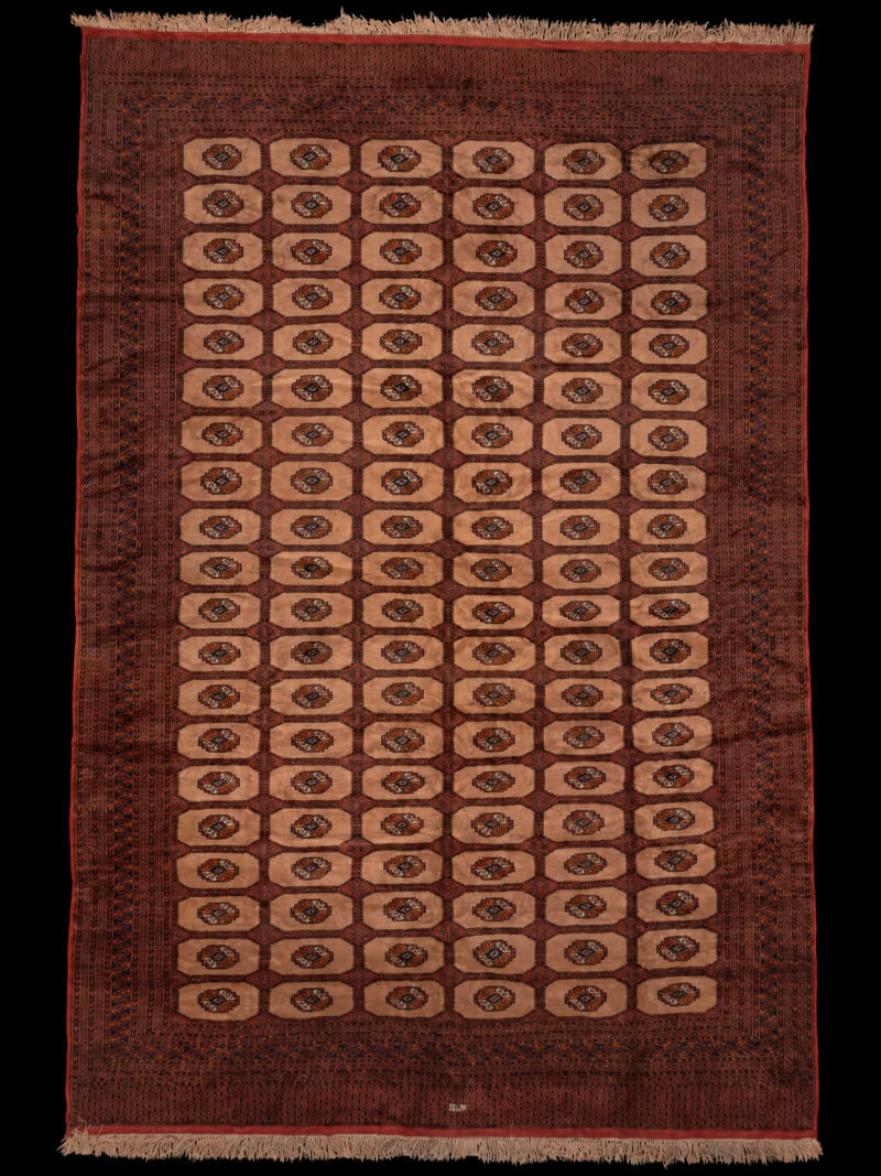 tyrmäävä palatsikokoinen buhara – signeerattu – 430 x 305 cm