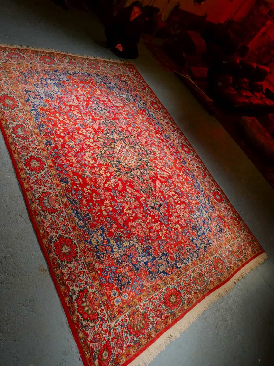 näyttävän yksityiskohtainen kirman 370 x 265 cm