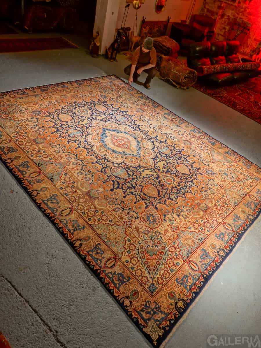 näyttävän yksityiskohtainen kashmar – 390 x 307 cm