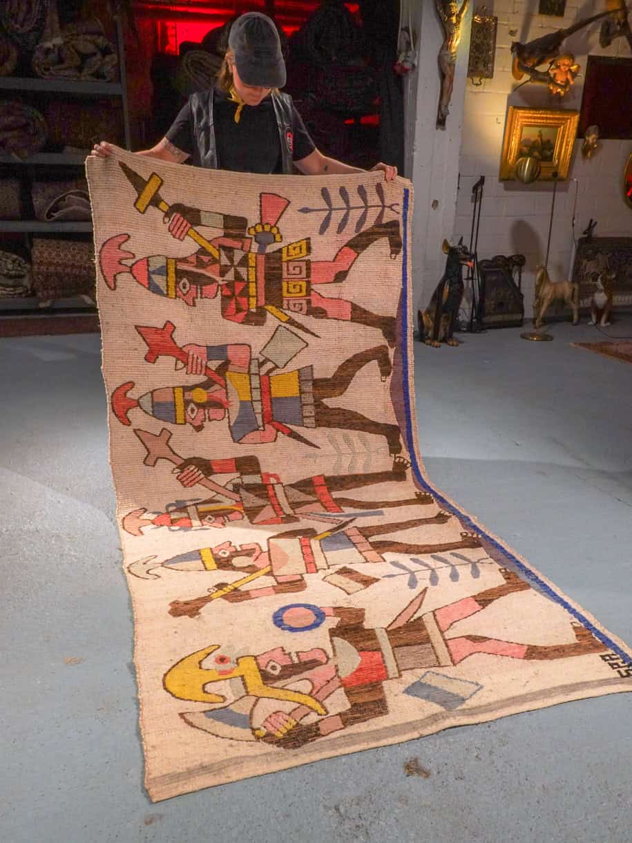 mielenkiintoinen eteläamerikkalainen matto 239 x 118 cm