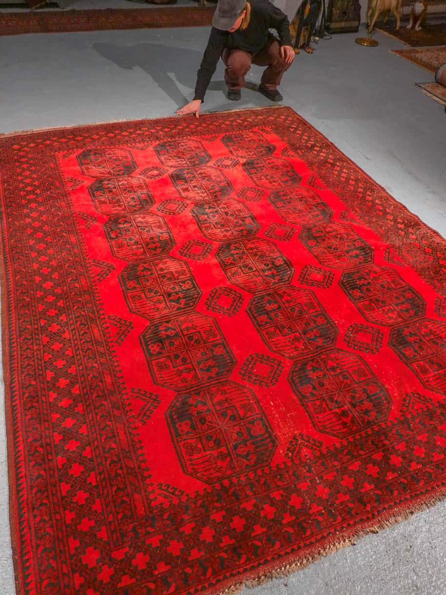 säkenöivän punainen afgaanimatto 260 x 240 cm