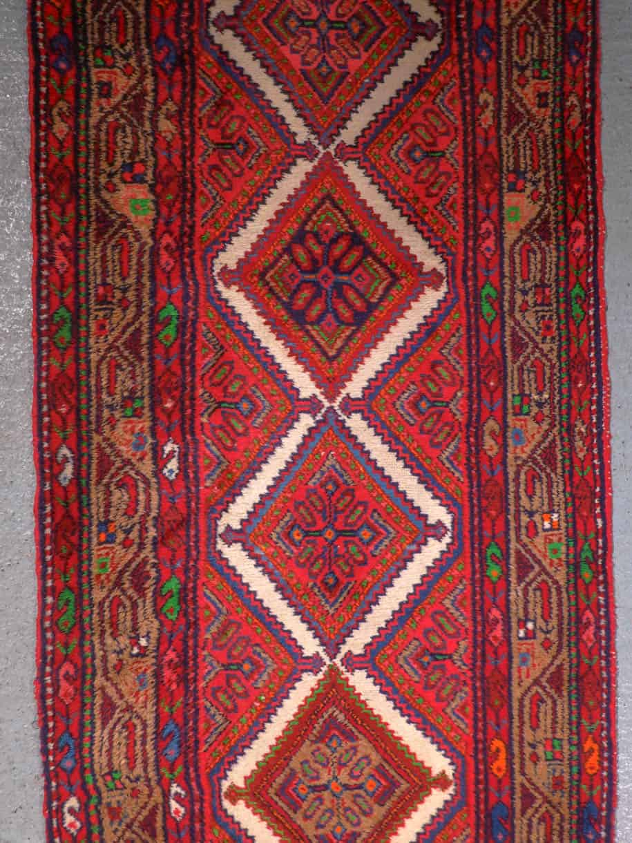 luonteikkaan särmikäs hamadan käytävämatto 304 x 113 cm (kopio)