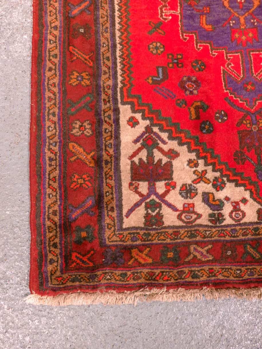 Hamadan-maton reunan yksityiskohta