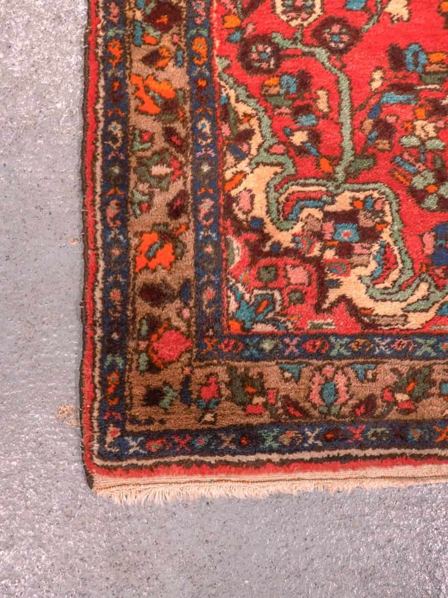 Hamadan-maton reunan yksityiskohta