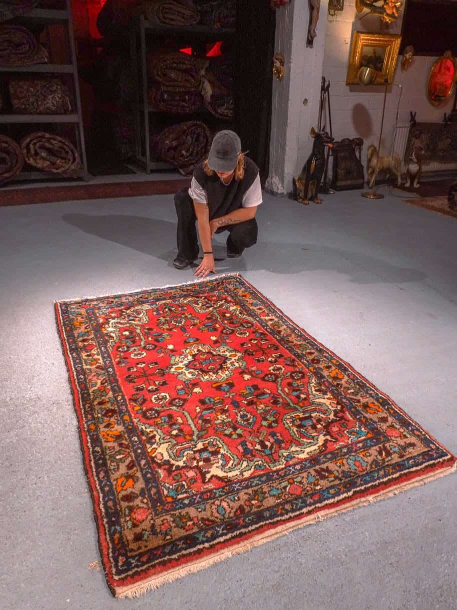 Punainen käsinsolmittu Hamadan-villamatto, 164 × 111 cm