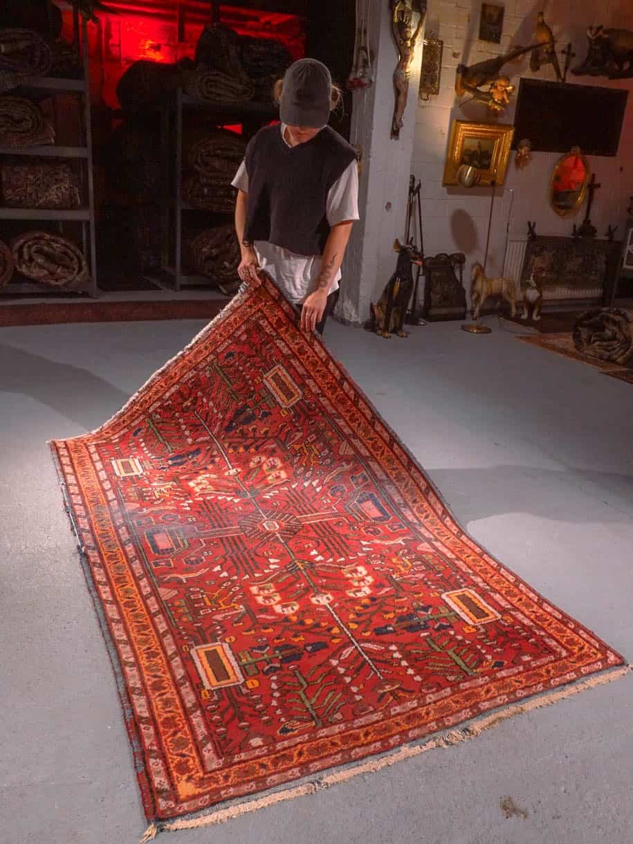 Punainen käsinsolmittu Hamadan-villamatto, 200 × 125 cm