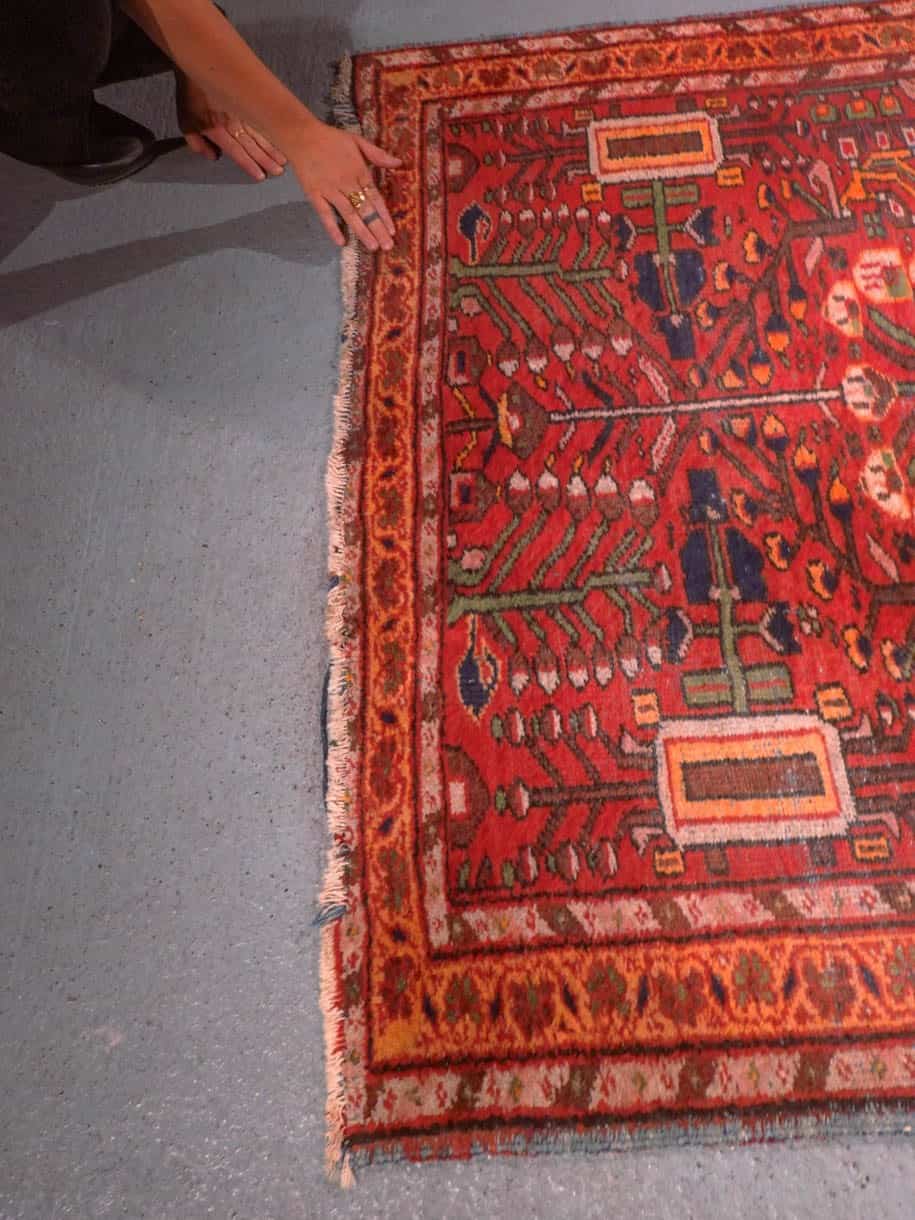 Punainen käsinsolmittu Hamadan-villamatto, 200 × 125 cm
