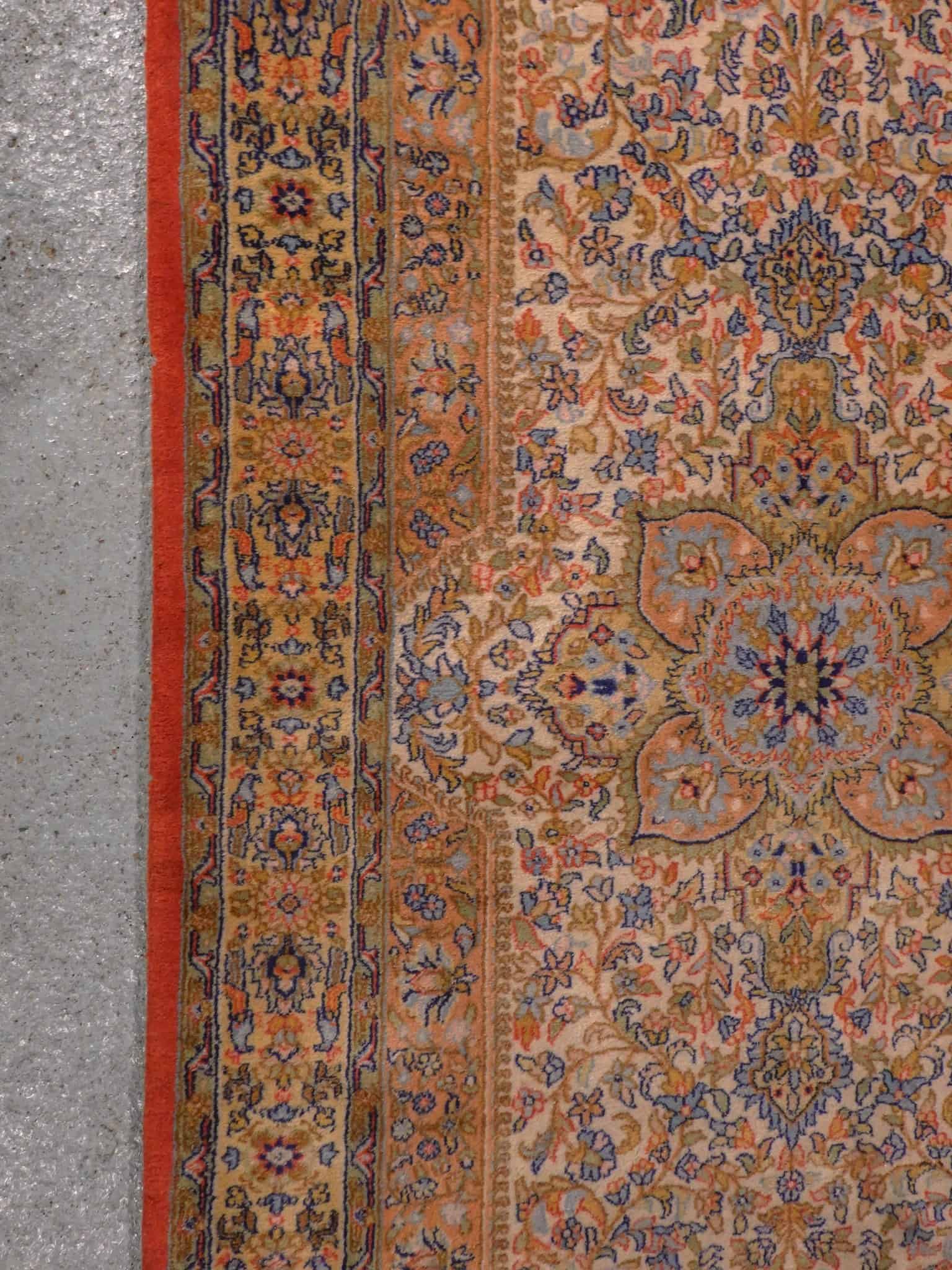 Maanläheinen käsinsolmittu Kashmir-villamatto, 240 × 95 cm
