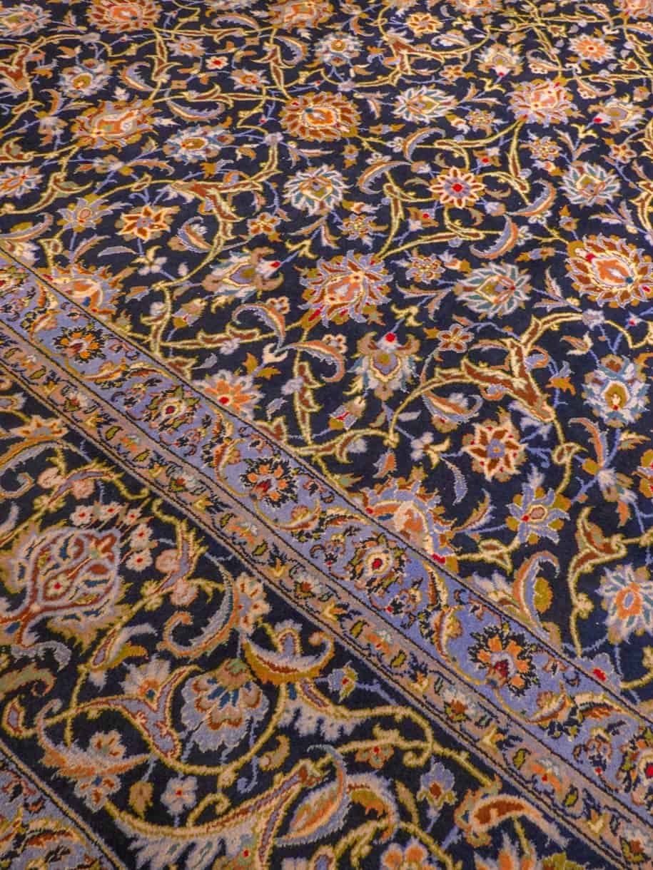 Muu käsinsolmittu Keshan-villamatto, 430 × 330 cm