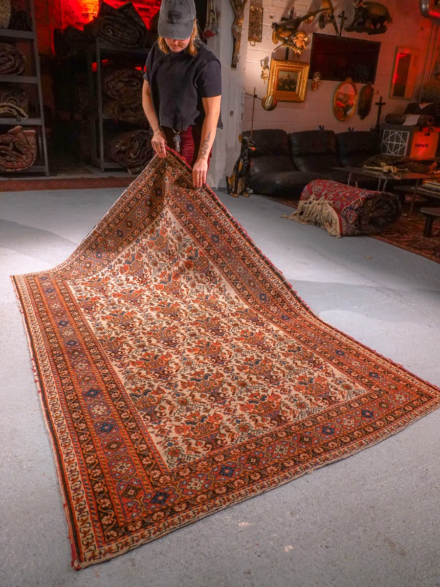 Maanläheinen käsinsolmittu Afshar-villamatto, 207 × 146 cm