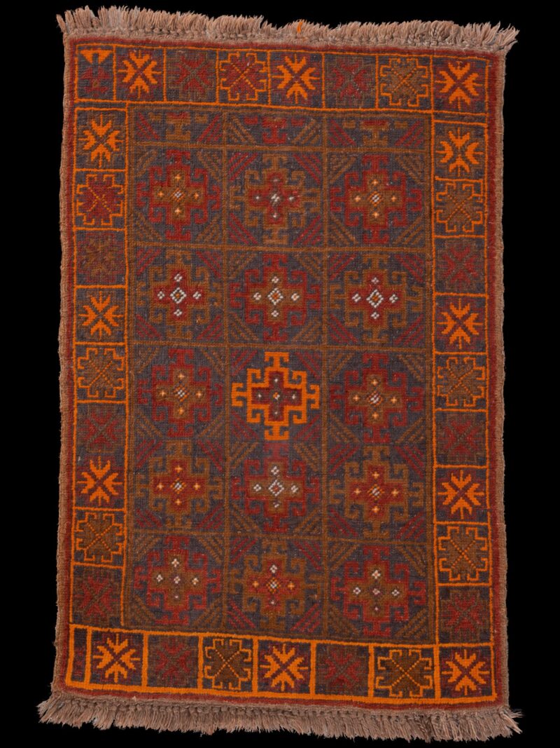 Maanläheinen käsinsolmittu Balutsi-villamatto, 120 × 83 cm
