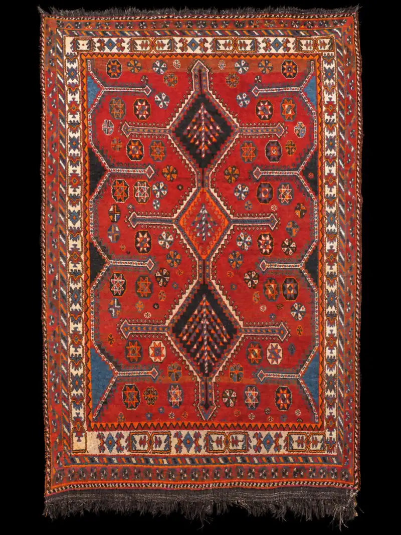 Hehkuva puoliantiikkinen Gasghai - 245 x 155 cm