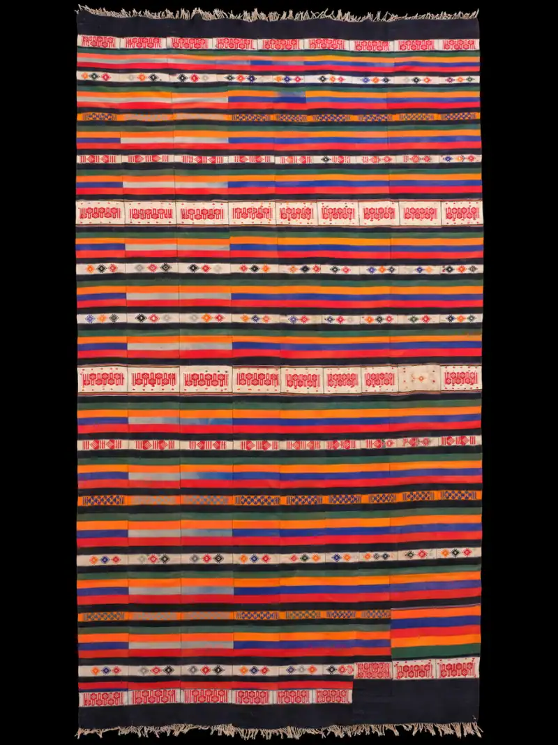 Virkistävän värikäs Kelim - 270 x 150 cm