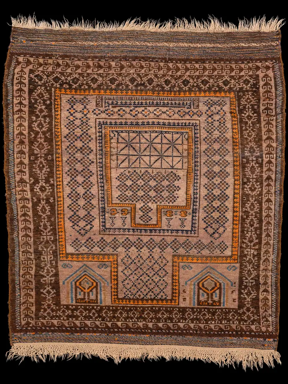 Tunnelmallinen maanläheinen Balutsi - 135 x 107 cm