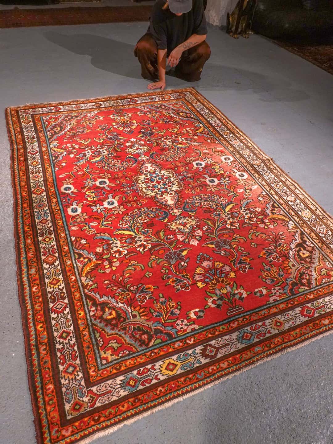 Punainen käsinsolmittu Hamadan-villamatto, 220 × 155 cm