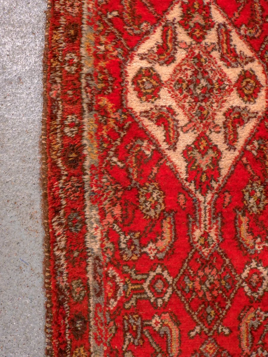 Punainen käsinsolmittu Hamadan-villamatto, 261 × 71 cm