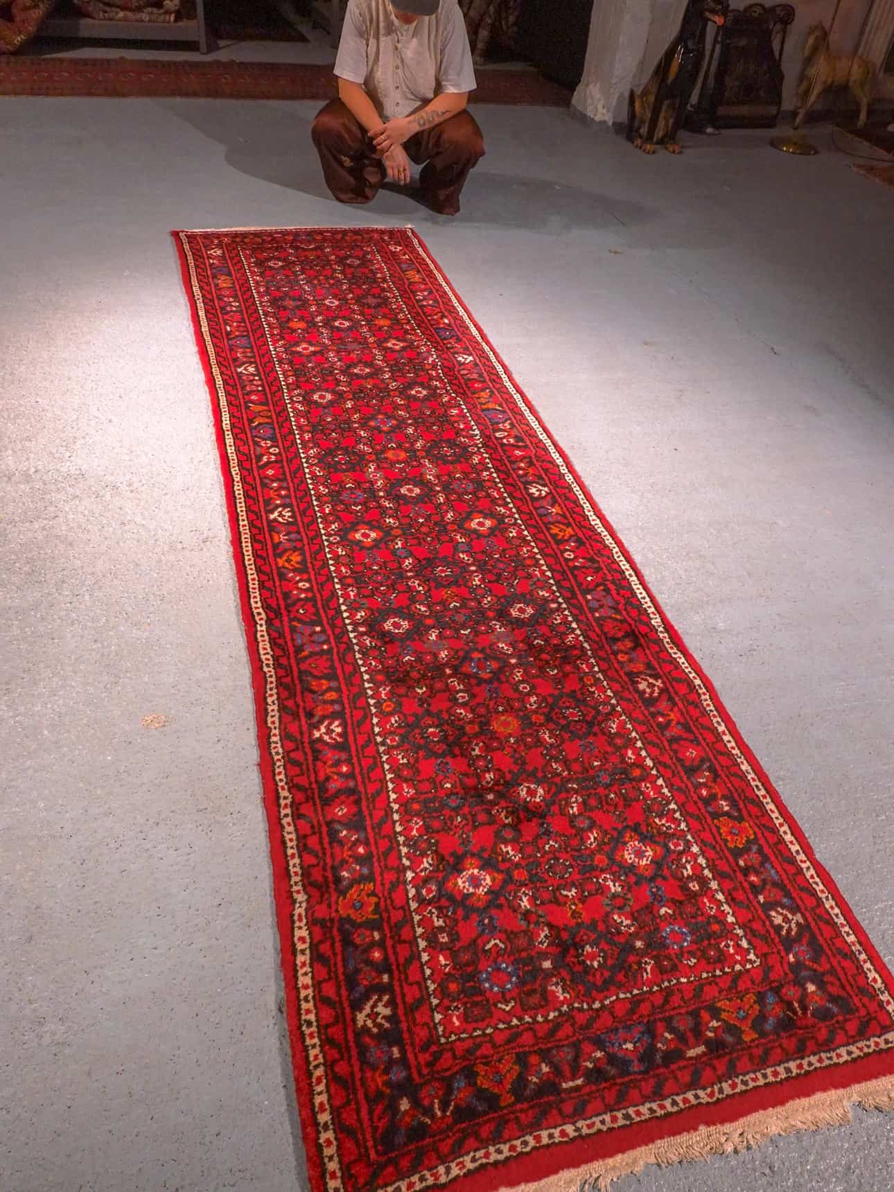 Punainen käsinsolmittu Hamadan-villamatto, 290 × 80 cm