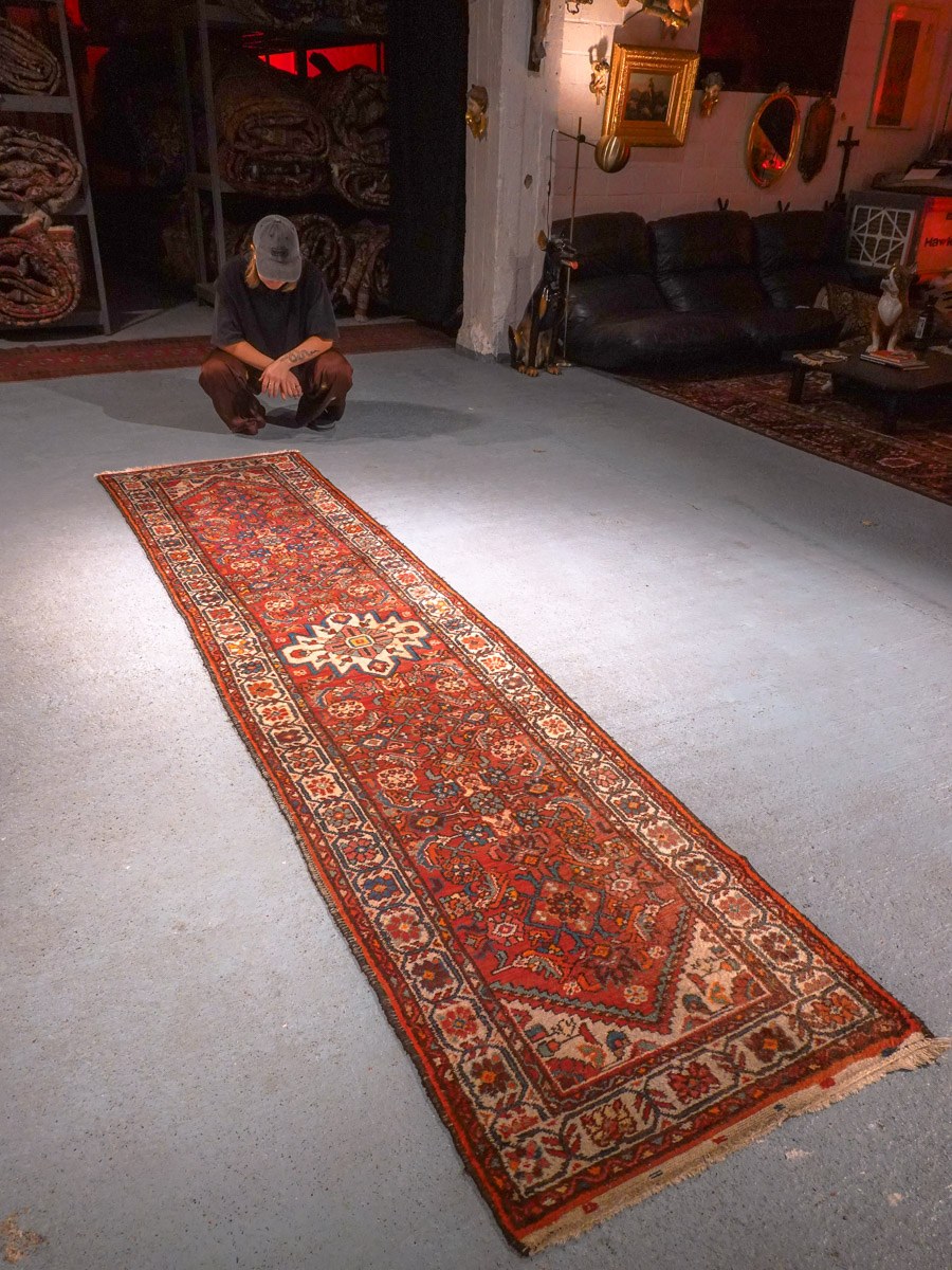 Punainen käsinsolmittu Hamadan-villamatto, 308 × 75 cm
