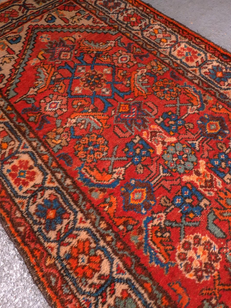 Hamadan-maton kuvioinnin yksityiskohta