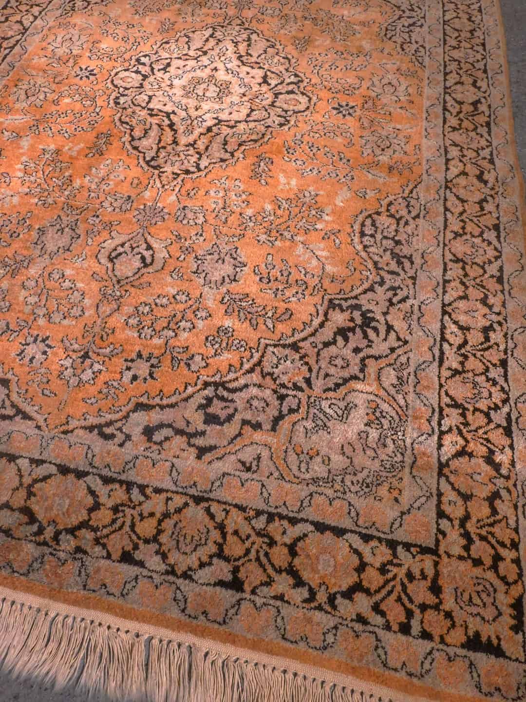 Kashmir-maton kuvioinnin yksityiskohta