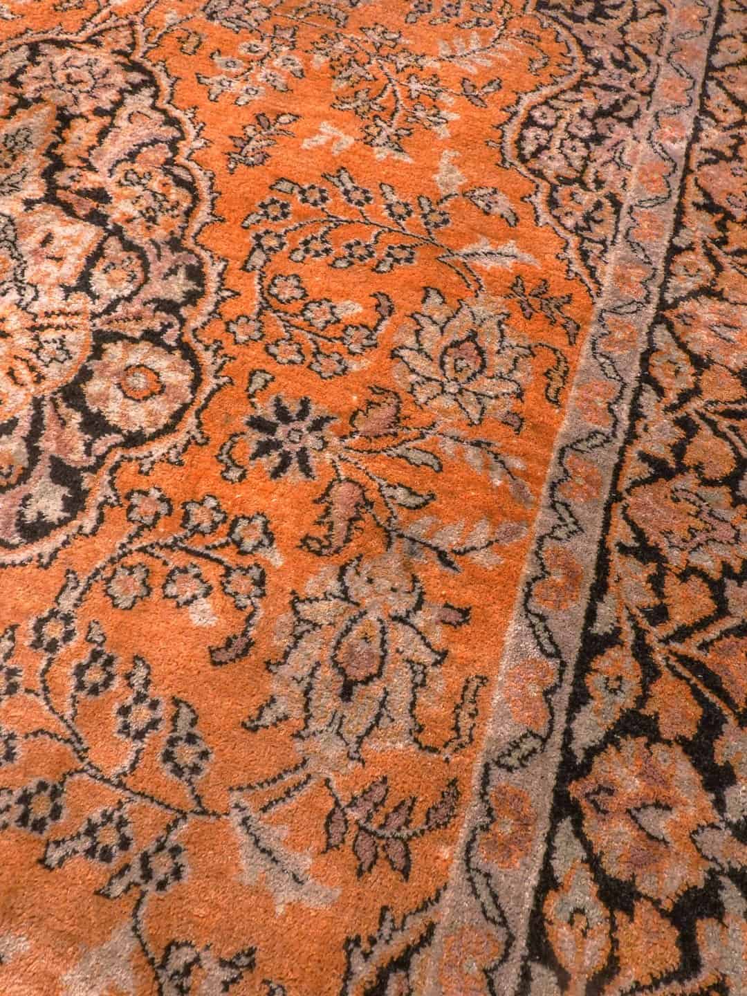 Kashmir-maton reunan yksityiskohta