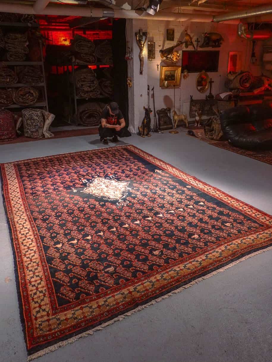 Muu käsinsolmittu Koliai-villamatto, 375 × 260 cm