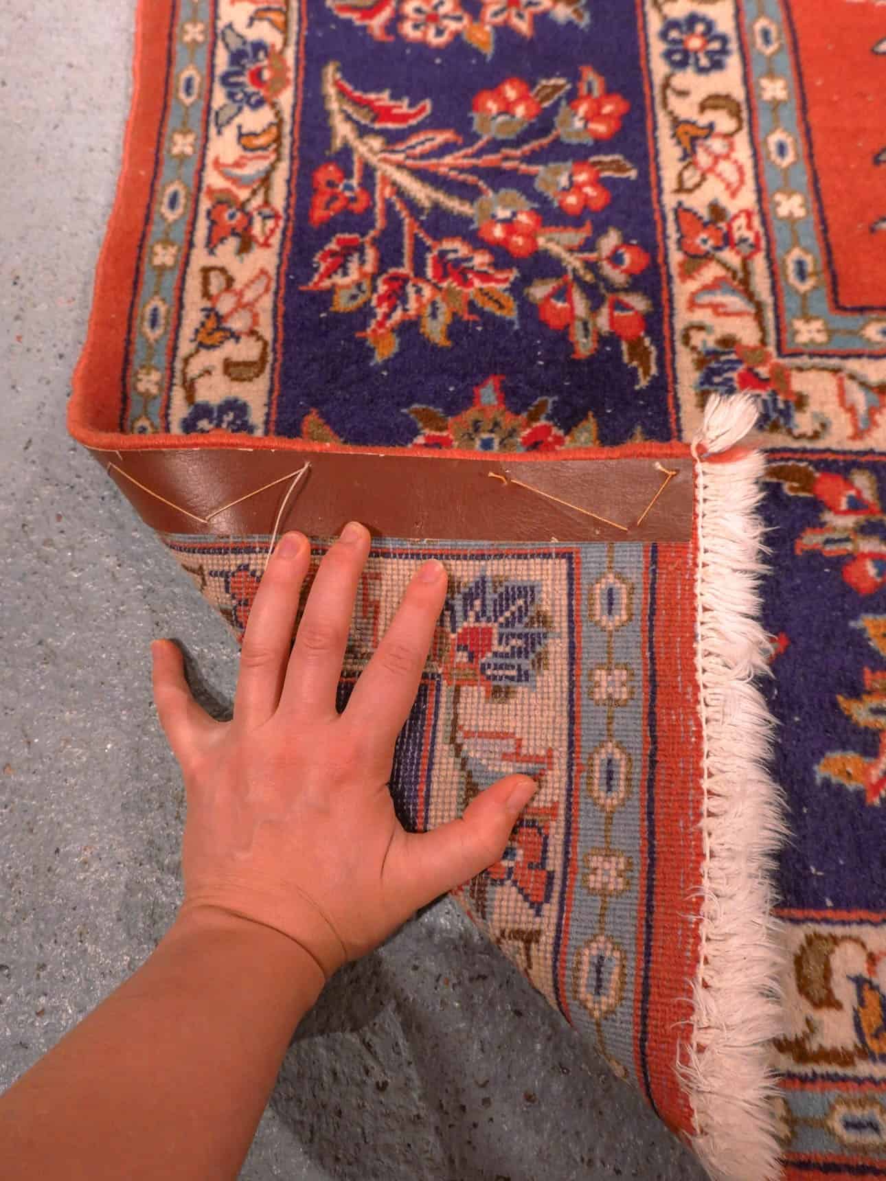 Punainen käsinsolmittu Sarouk-villamatto, 270 × 205 cm
