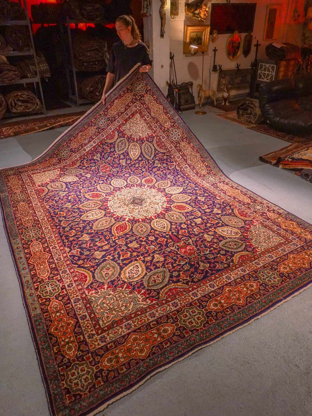 Maanläheinen käsinsolmittu Tabriz-villamatto, 347 × 257 cm