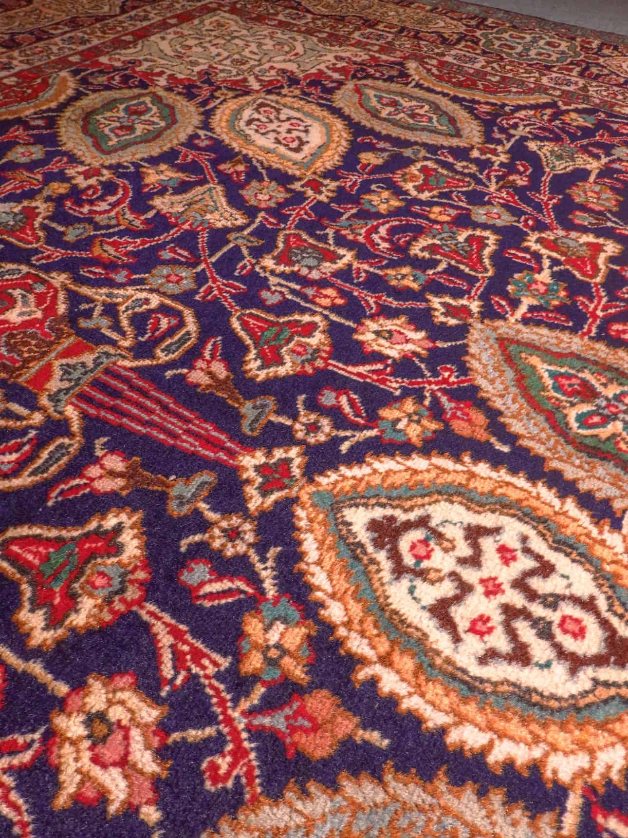Maanläheinen käsinsolmittu Tabriz-villamatto, 347 × 257 cm