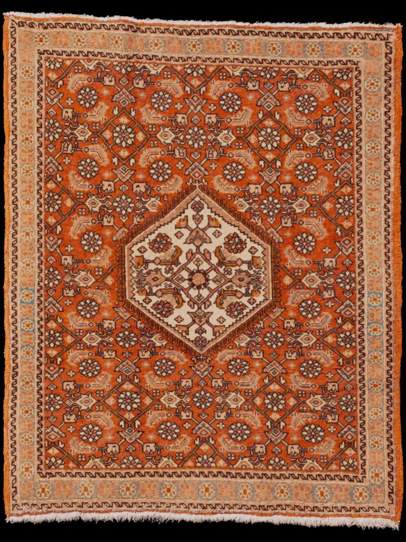 Maanläheinen käsinsolmittu Bijar-villamatto, 82 × 73 cm
