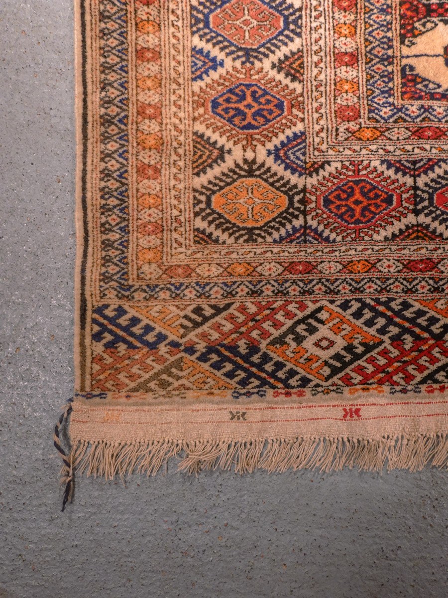 Vaalea käsinsolmittu Buhara-villamatto, 332 × 211 cm