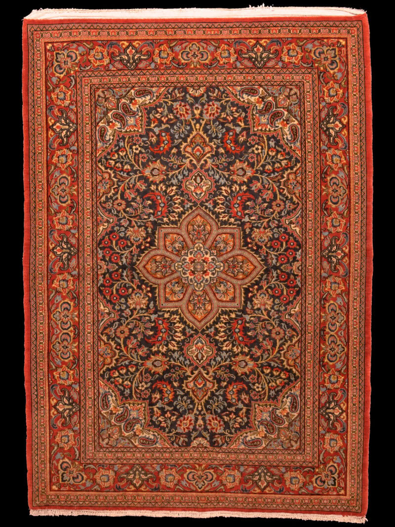 Punainen käsinsolmittu Ghom-villamatto, 156 × 109 cm