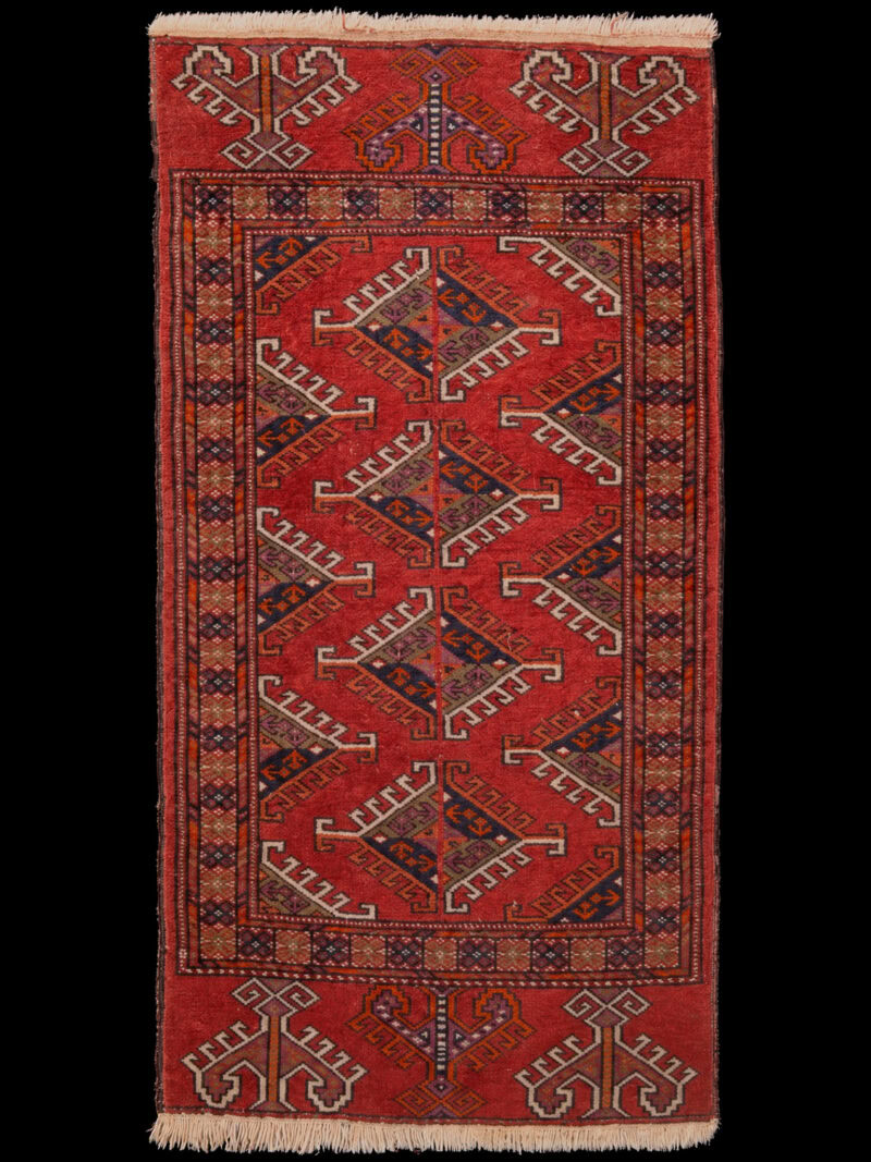 Punainen käsinsolmittu Turkmeeni-villamatto, 103 × 57 cm