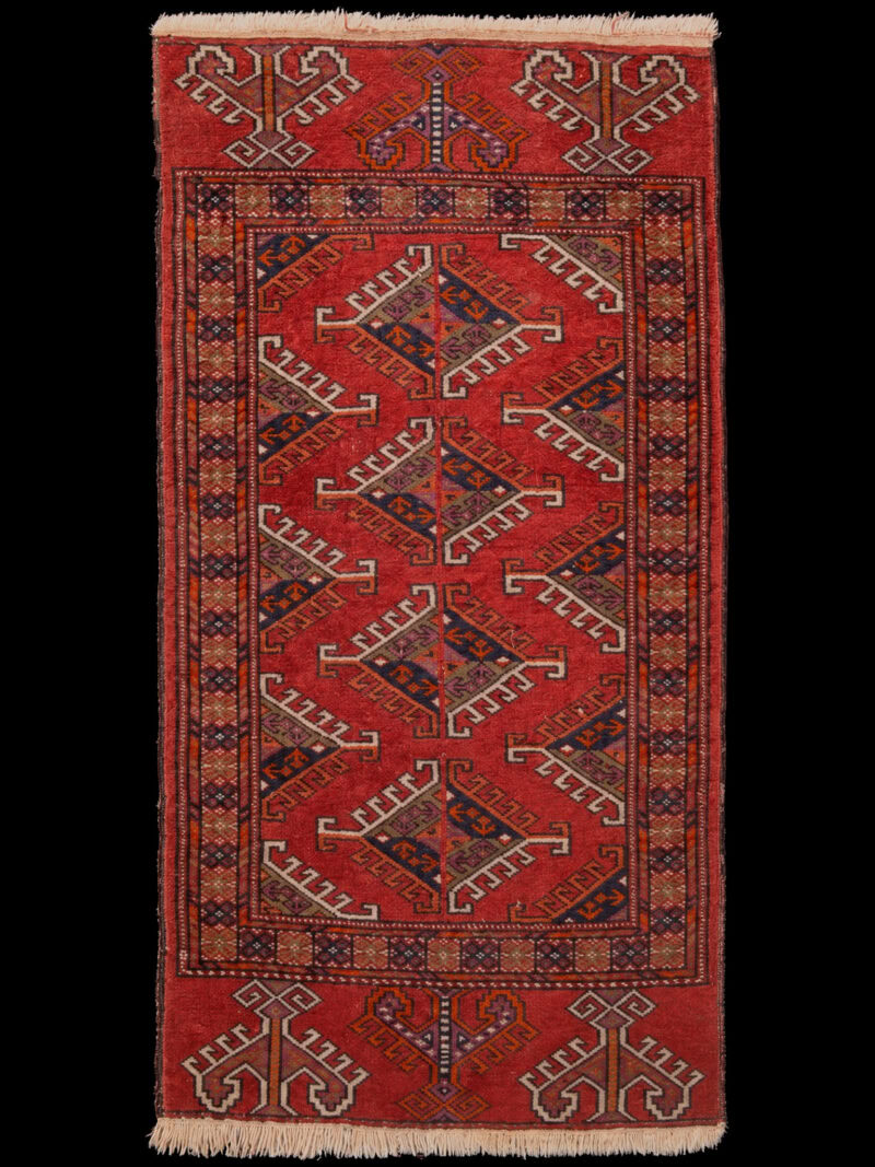 Punainen käsinsolmittu Turkmeeni-villamatto, 103 × 57 cm