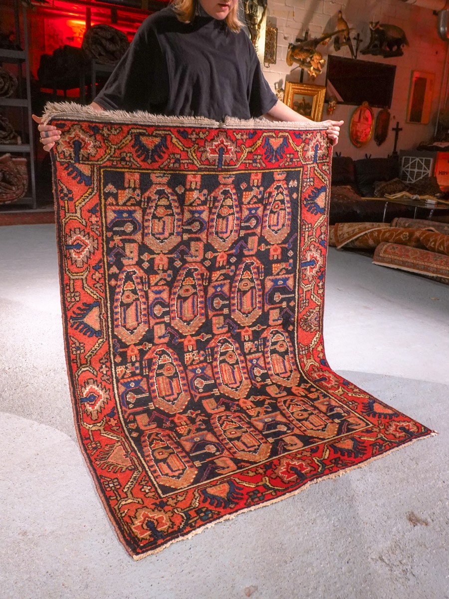 Punainen käsinsolmittu Hamadan-villamatto, 154 × 110 cm