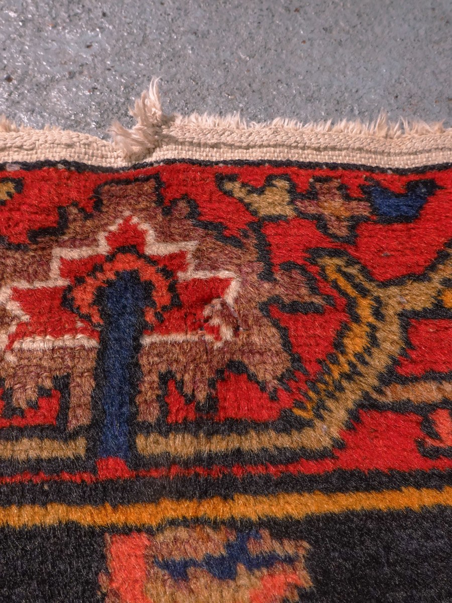 Punainen käsinsolmittu Hamadan-villamatto, 154 × 110 cm