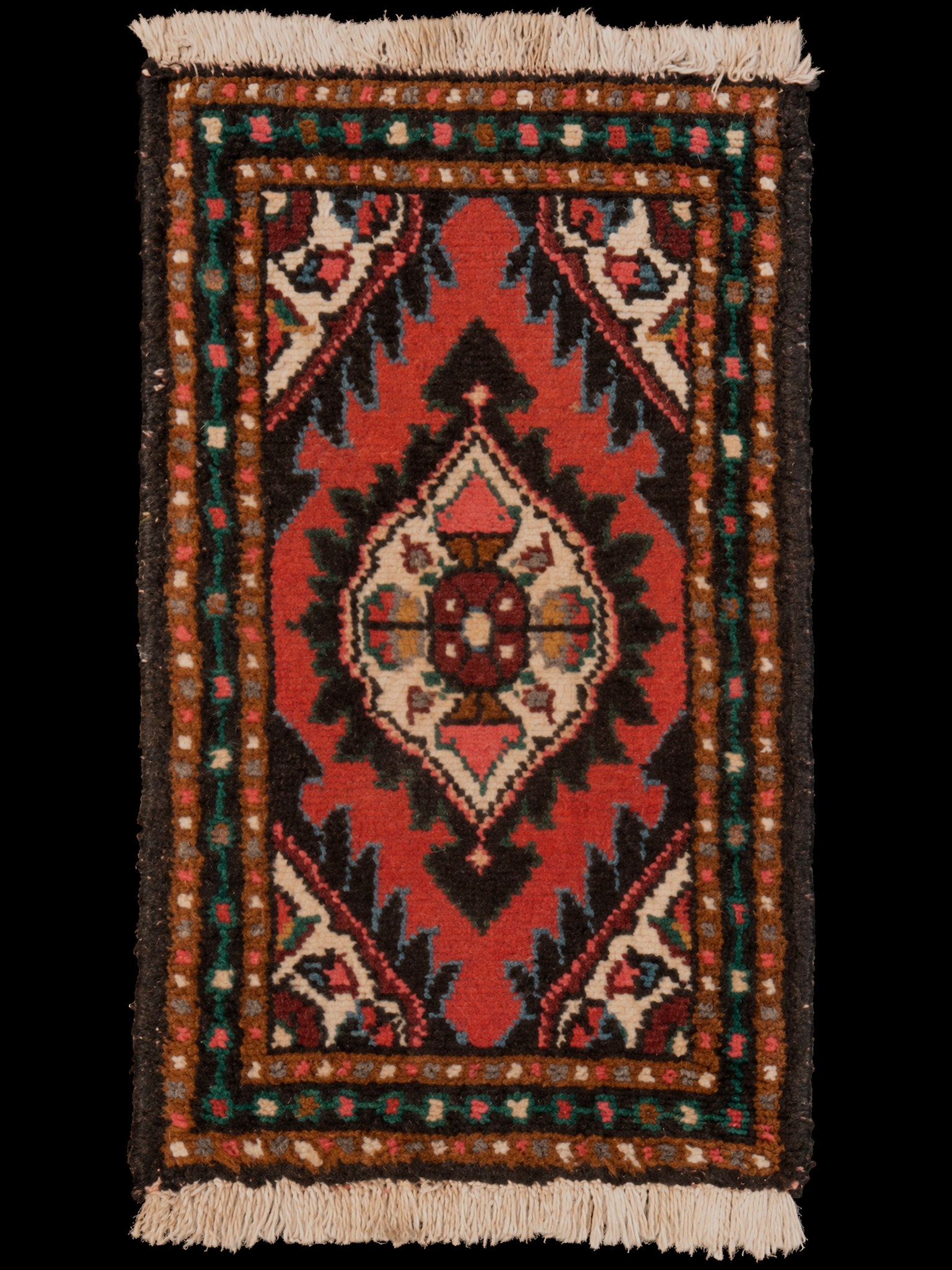 Punainen käsinsolmittu Hamadan-villamatto, 67 × 40 cm