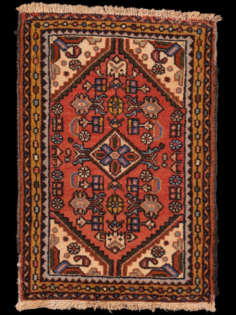 Punainen käsinsolmittu Hamadan-villamatto, 92 × 59 cm