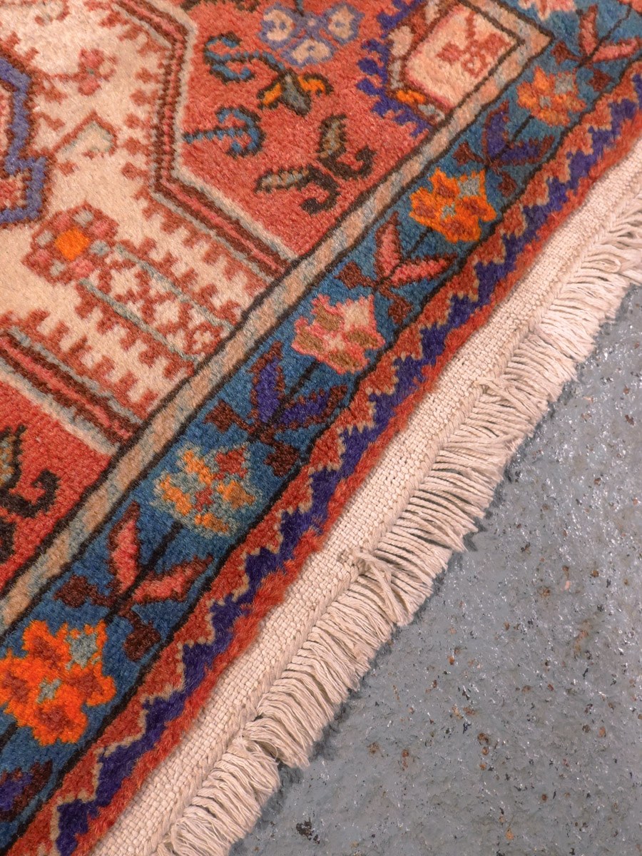 Hamadan-maton kuvioinnin yksityiskohta