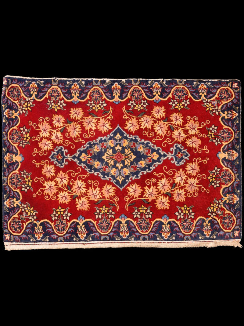 Punainen käsinsolmittu Isfahan-villamatto, 92 × 66 cm