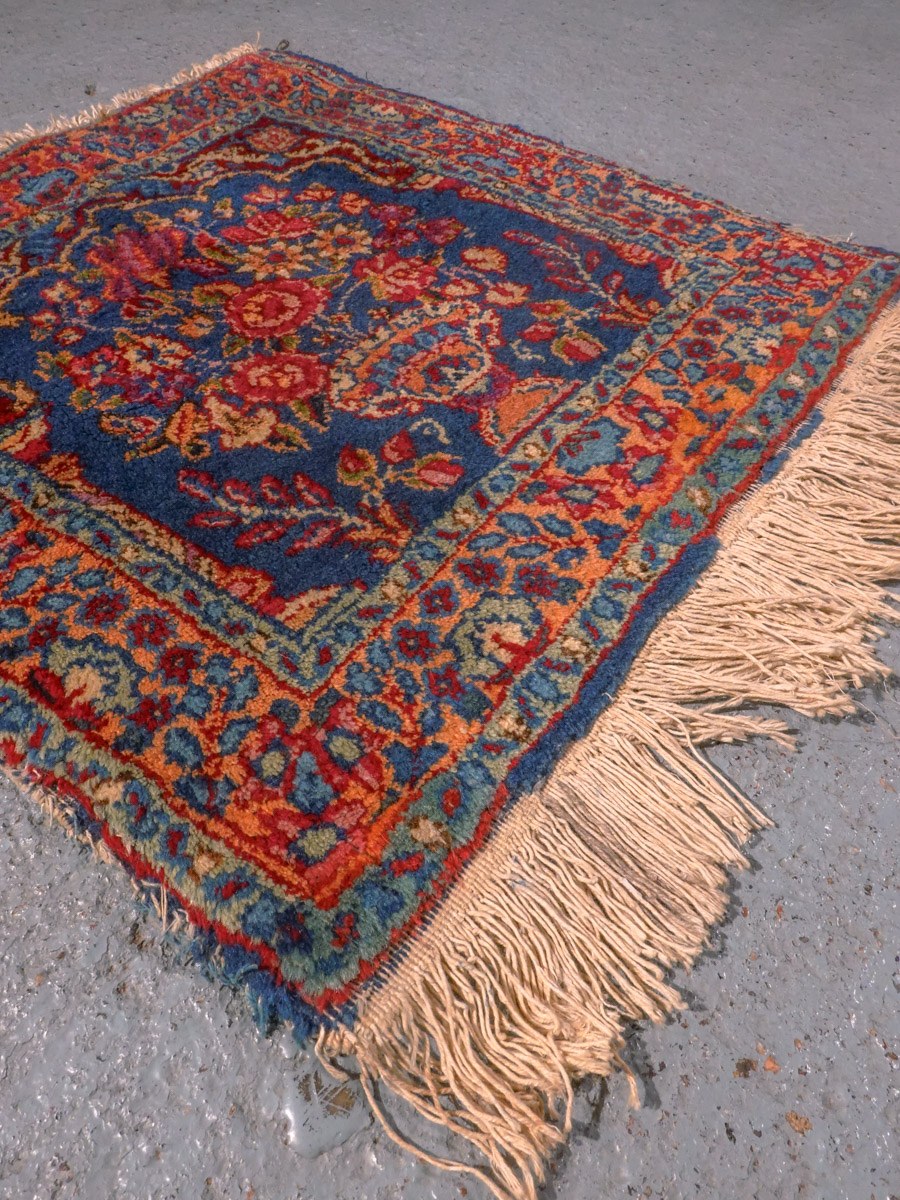 Muu käsinsolmittu Kirman-villamatto, 54 × 49 cm