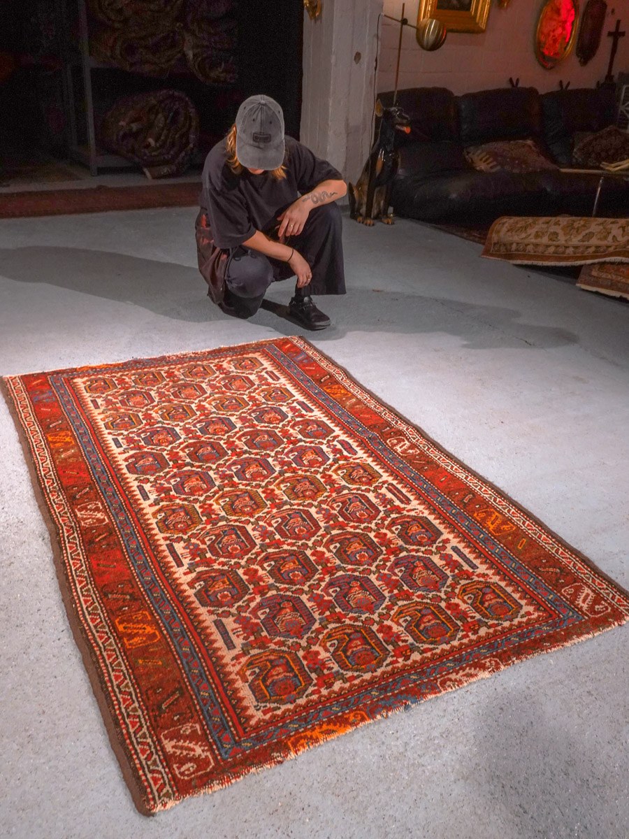 Punainen käsinsolmittu Malayer-villamatto, 168 × 111 cm