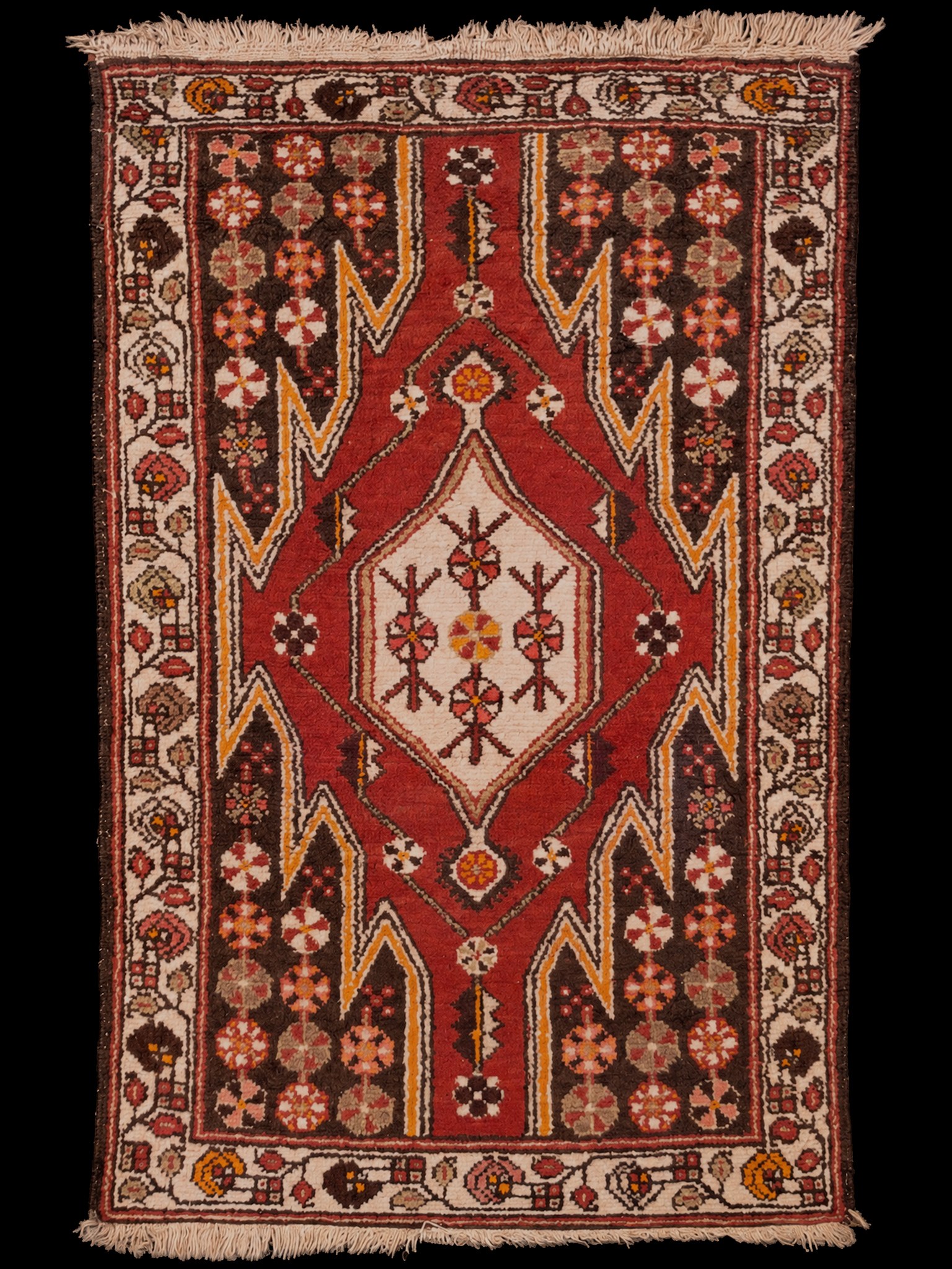 Punainen käsinsolmittu Mazleghan-villamatto, 128 × 81 cm