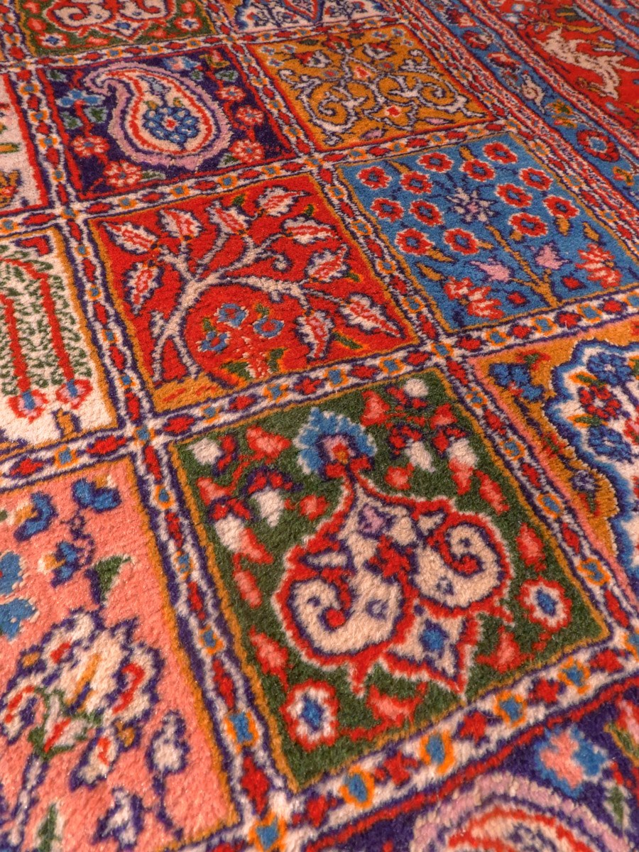 Muu käsinsolmittu Moud-villamatto, 247 × 152 cm