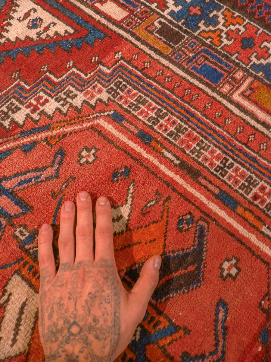 Punainen käsinsolmittu Sarab-villamatto, 258 × 116 cm