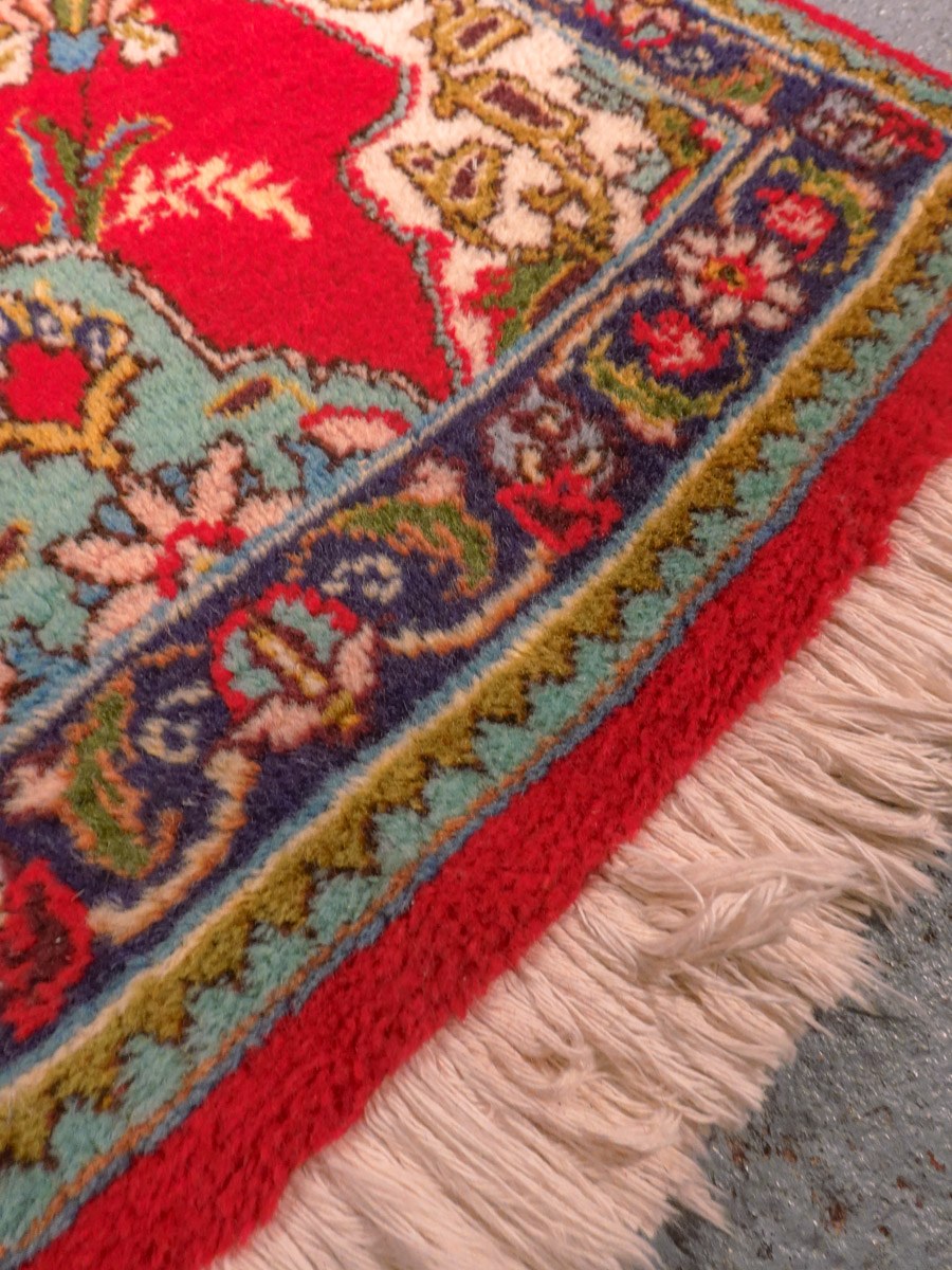 Tabriz-maton reunan yksityiskohta